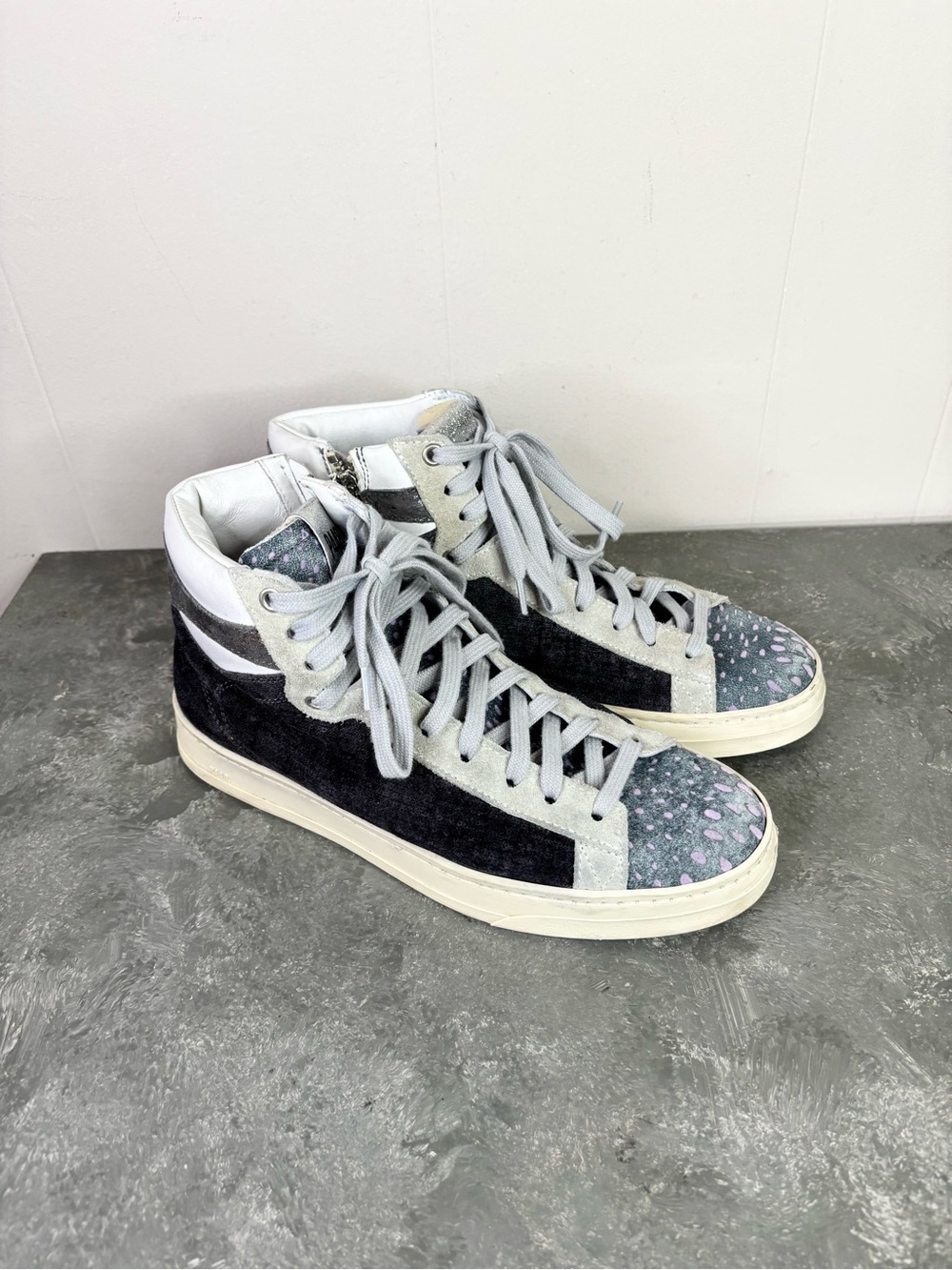 p448 high top suede leather sneaker printed pattern funky lace up size EU 39